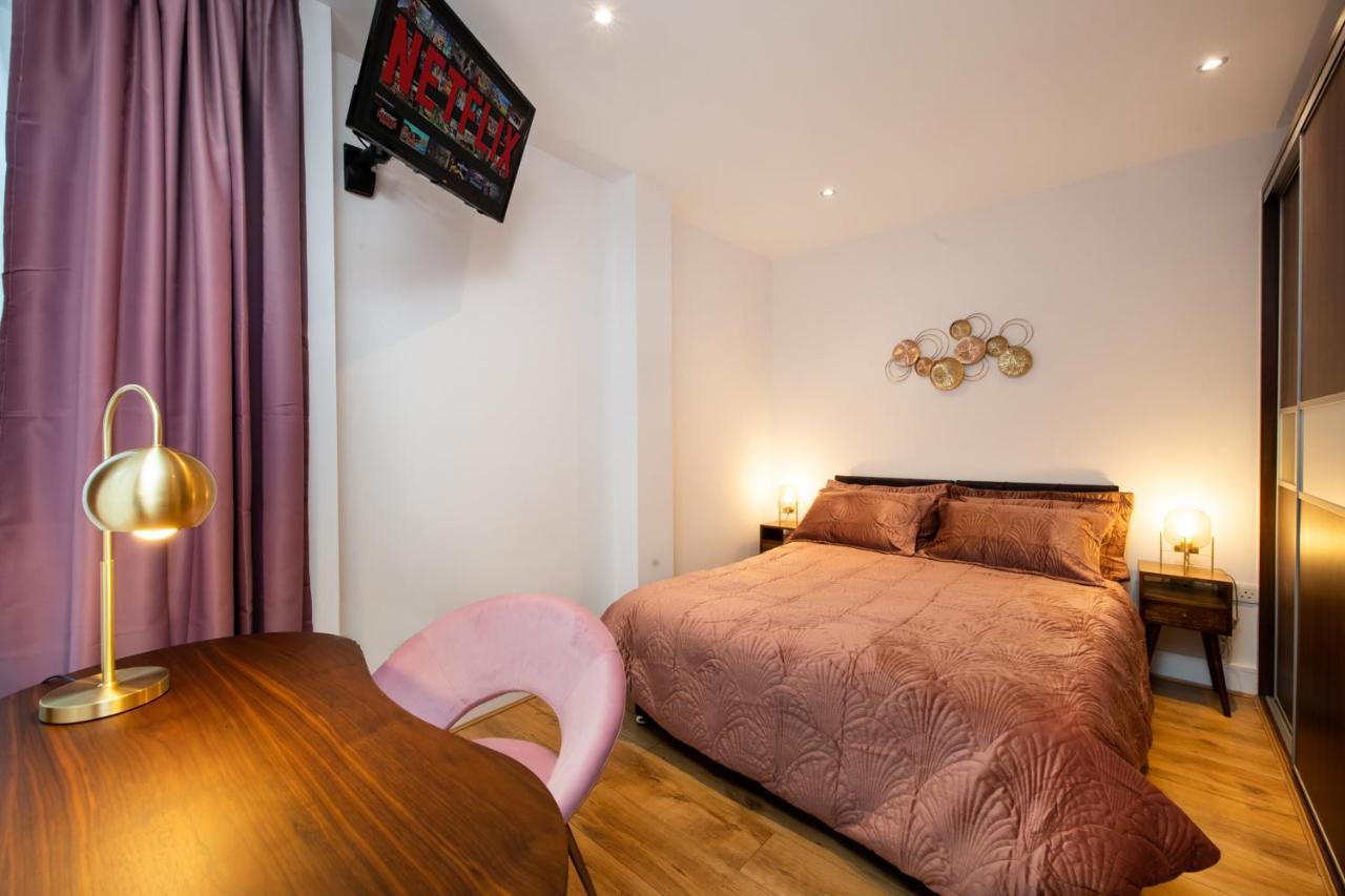 London Nino Apartments Экстерьер фото