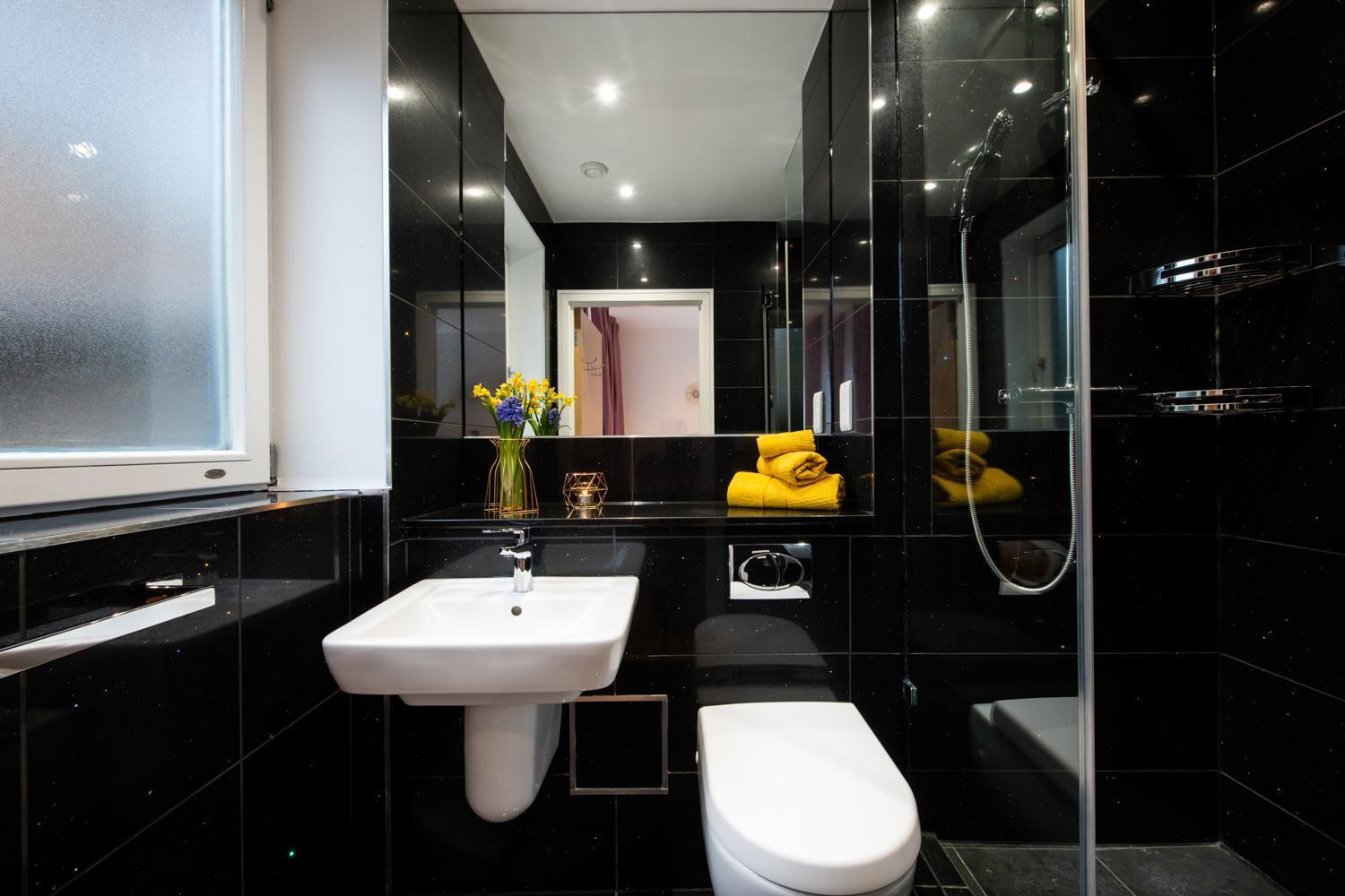 London Nino Apartments Экстерьер фото